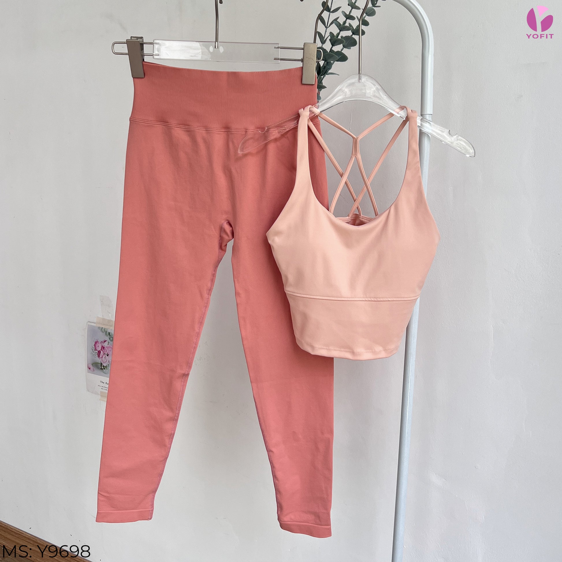 Set quần áo tập Coreglow Y9698
