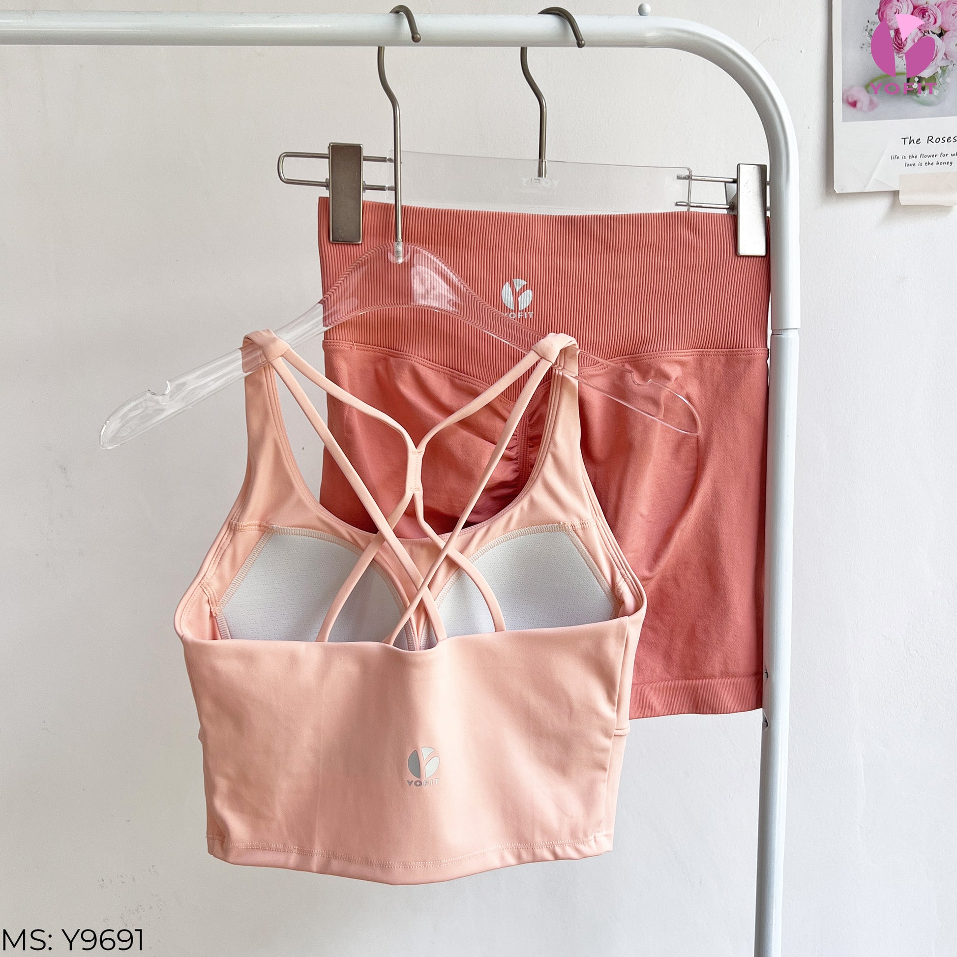 Set quần áo tập Coreglow Short Y9691